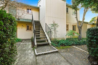 211 Stony Point Rd Unit I, Santa Rosa, CA 95401
