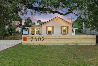 2602 Elm St, Seffner, FL 33584