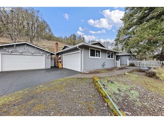 6649 Garden Valley Rd, Roseburg, OR 97471
