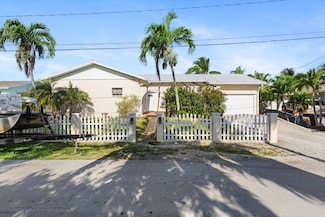 66 Colson Dr, Summerland Key, FL 33042
