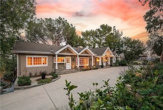 22757 Plummer St, Chatsworth, CA 91311