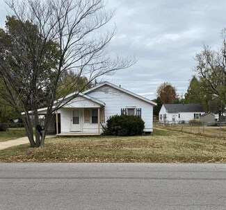 306 Helen St, Sikeston, MO 63801