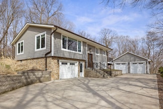 9470 Roy Rd, Delano, MN 55328