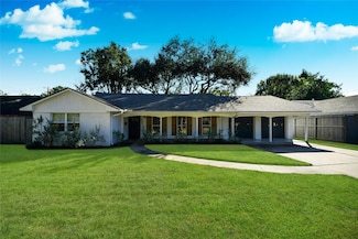 5605 Flack Dr, Houston, TX 77081