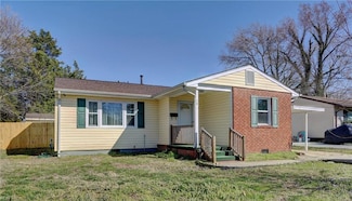 8 N Cypress St, Hampton, VA 23669