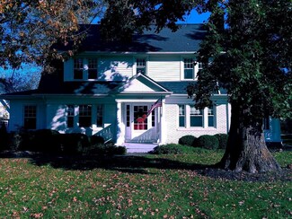 1303 S Meridian St, Portland, IN 47371
