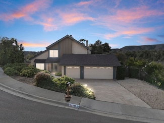 745 Lamplighter Rd, San Marcos, CA 92069