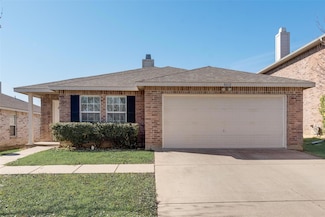 8012 Stowe Springs Ln, Arlington, TX 76002