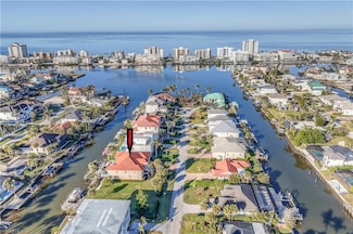 446 Bayside Ave, Naples, FL 34108