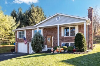 209 Londonderry Dr, New Brighton, PA 15066