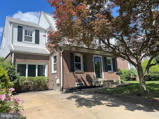 1537 W High St, Haddon Heights, NJ 08035