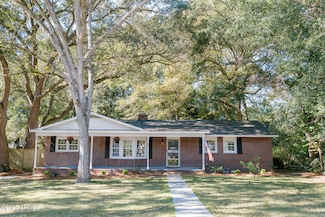 8 Mystic Cir, Beaufort, SC 29902