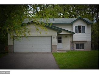 6917 Pleasant View Dr, New Brighton, MN 55112
