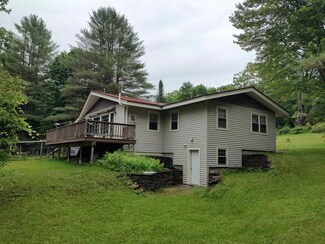 2792 Lower Rd, Plainfield, VT 05667