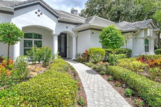 425 E MacEwen Dr, Osprey, FL 34229