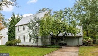 312 Bortons Mill Rd, Cherry Hill, NJ 08034