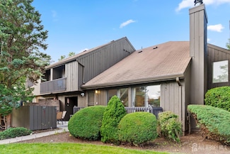 438 Westgate Dr, Edison, NJ 08820