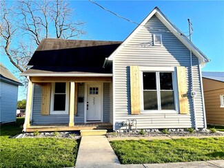 227 Grove St, Greenfield, IN 46140