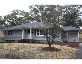 81 Colonial Rd, Lawrence, MA 01843