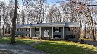 502 Timberline Dr, Akron, OH 44333