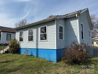 105 E Hartford Ave, Bessemer City, NC 28016