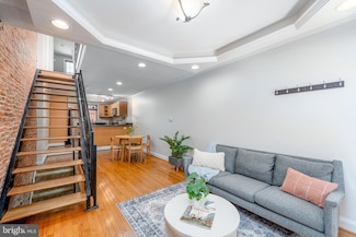 230 N Port St, Baltimore, MD 21224
