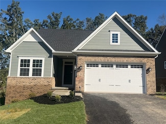 123 Settler's Grove Blvd, Zelienople Boro, PA 16063