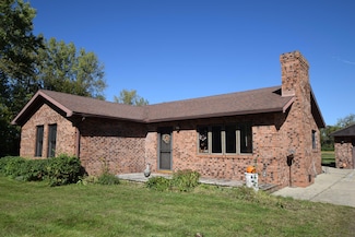 1684 W Sparrow Rd, Springfield, OH 45502