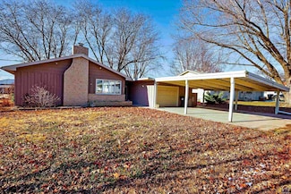 201 Dakota Ave, Holton, KS 66436