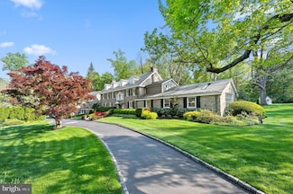 221 S Aberdeen Ave, Wayne, PA 19087