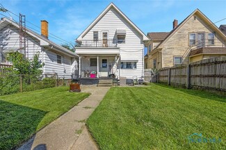 328 Valleywood Dr, Toledo, OH 43605