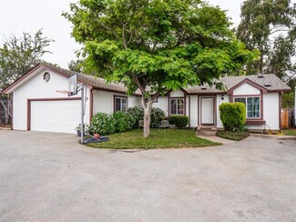 9 Dick Phelps Rd, Watsonville, CA 95076