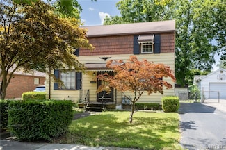 656 70th St, Niagara Falls, NY 14304