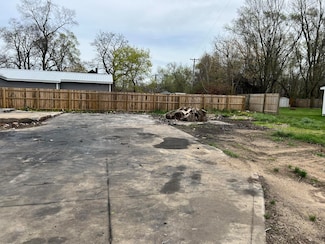 147 W Garfield Rd, Coldwater, MI 49036