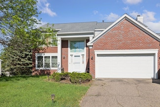 2490 Westview Terrace, Saint Paul, MN 55120