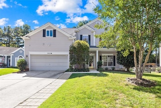 8938 Raven Park Dr, Charlotte, NC 28216