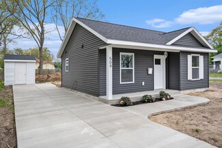 509 Adams Ave, Muskegon, MI 49442