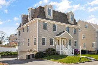 18 School St Unit 1, Waltham, MA 02452