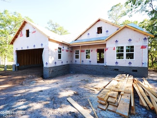 3049 River Hills Dr SW, Shallotte, NC 28470