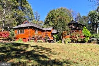 25 Moon Rd, Sperryville, VA 22740