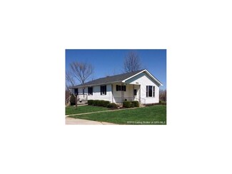8504 E Scotts Hill Rd, Leavenworth, IN 47137