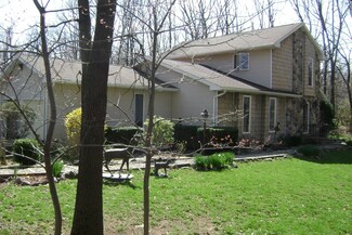 198 Squirrelwood Ct, Effort, PA 18330