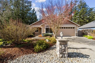 918 Secord Ct, Camano Island, WA 98282