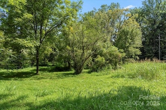 00 Bell St, Mount Holly, NC 28120