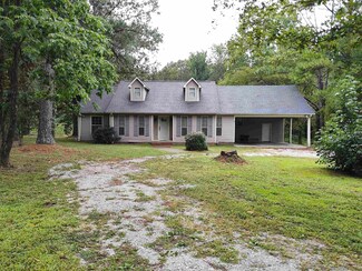475 Old Denmark Rd, Jackson, TN 38301