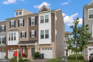 15319 Linville Creek Dr, Haymarket, VA 20169