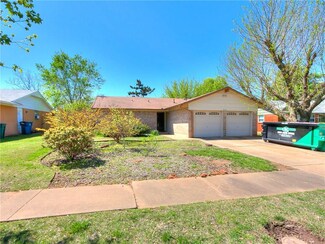 718 W 7th St, Edmond, OK 73003