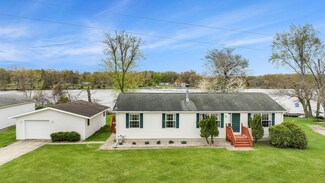 58822 Ash Rd, Three Rivers, MI 49093