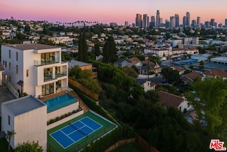 1551 Lucretia Ave, Los Angeles, CA 90026