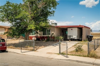 704 Kings Ave, North Las Vegas, NV 89030